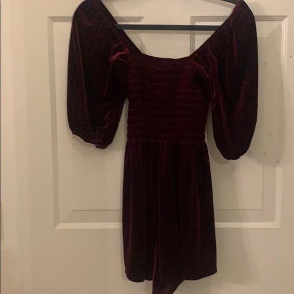 NWOT Urban Outfitters Maroon Velvet Mini Dress - Picture 4 of 5